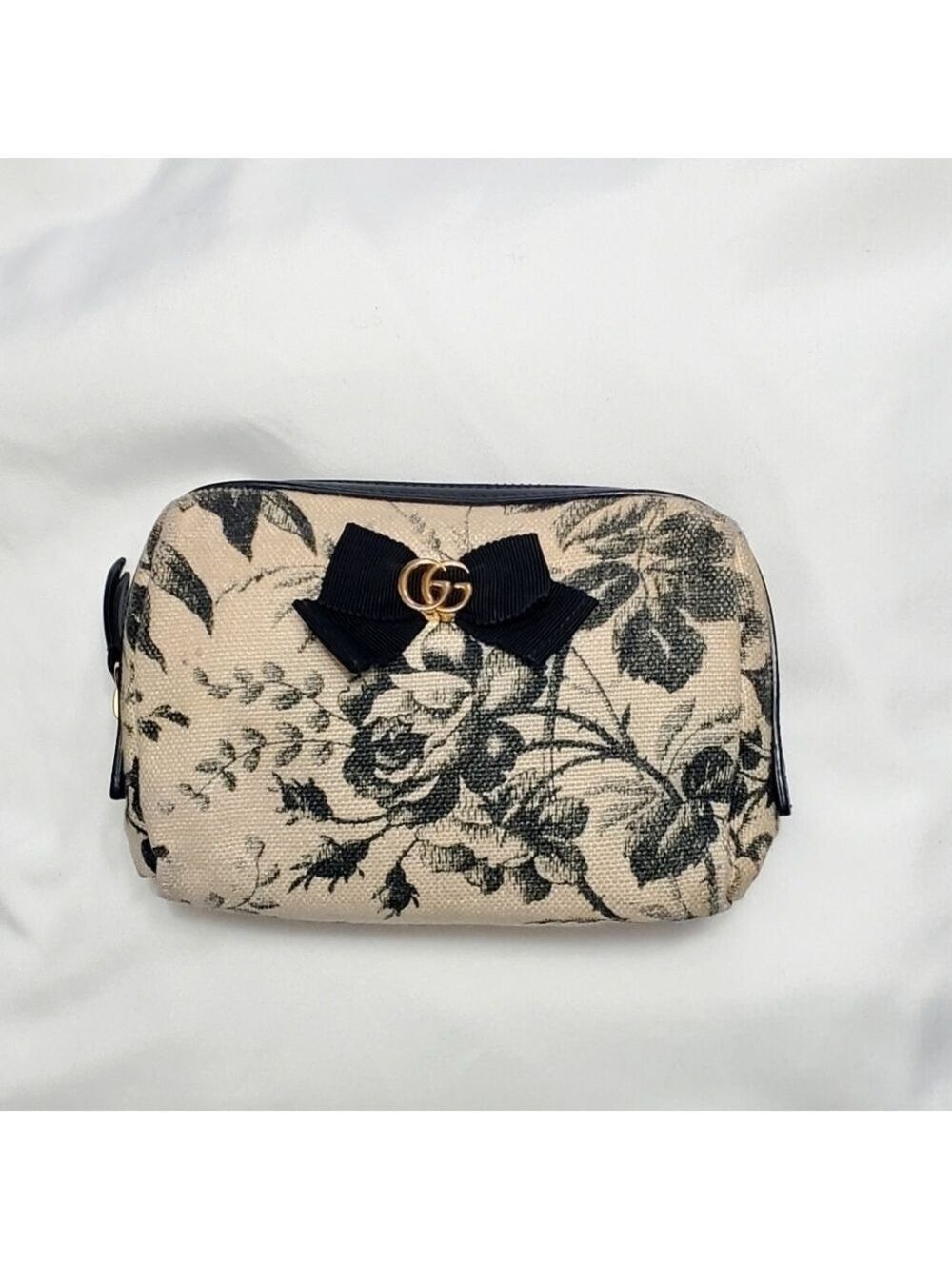 Gucci Canvas Small Pouch Floral Black White